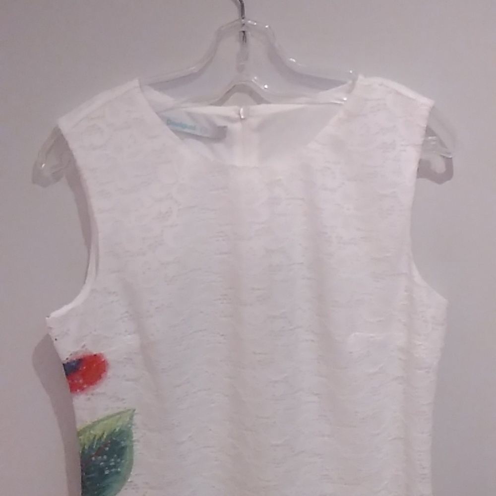 Desigual White Dress with Red and Blue Floral Accents - Picture 4 of 14